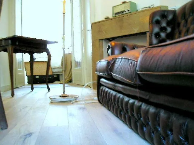 Missortelia B&B Amszterdam Panzió